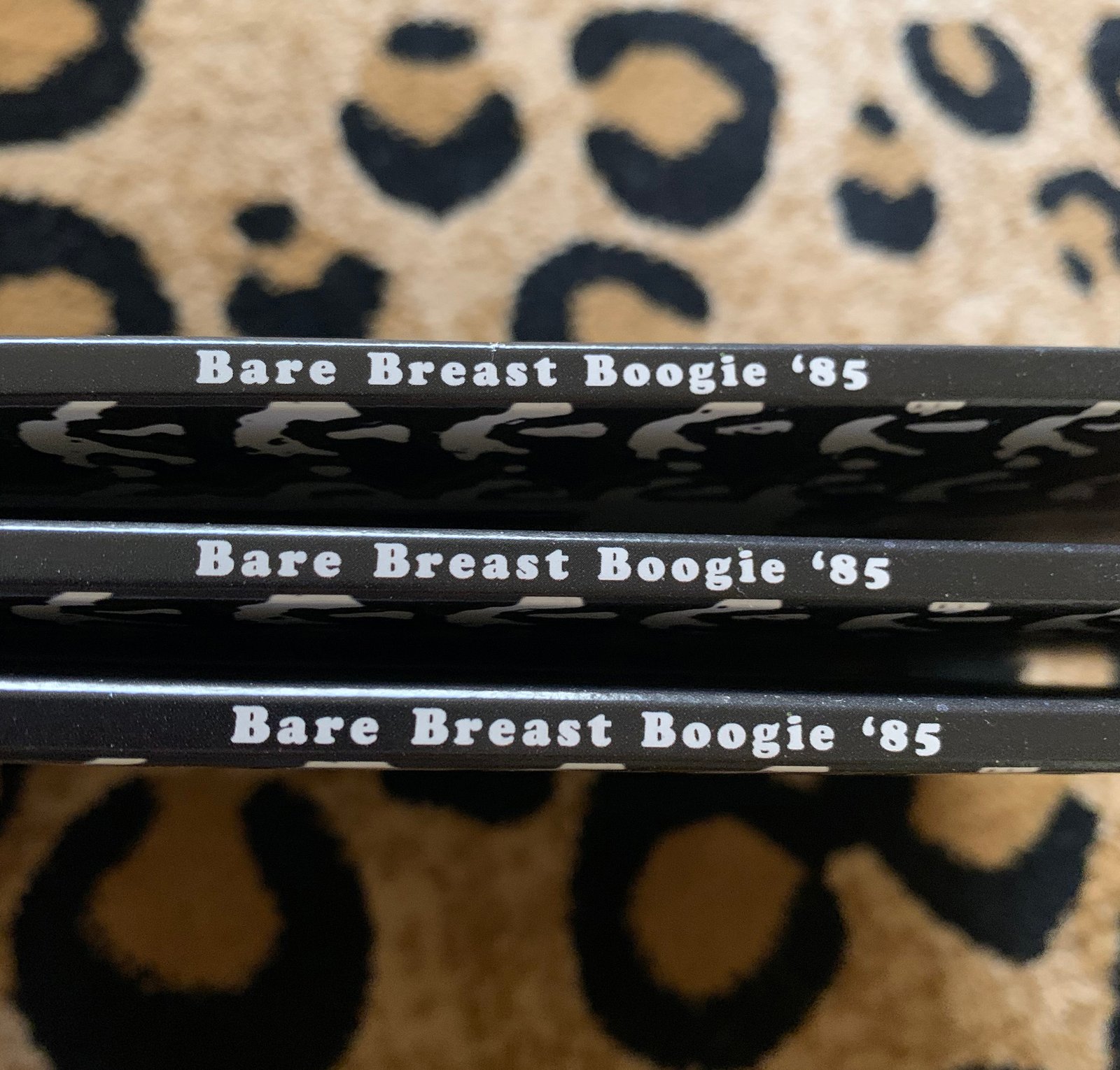 Splattered Records Distro — Motörhead - Bare Breast Boogie '85 DLP